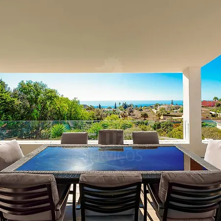 180 Degree Ocean Views, Pure Paradise וילה
